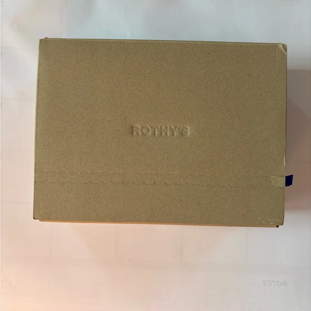 NWT Rothy's The Party Pouch in Garnet Sparkle - Picture 12 of 14